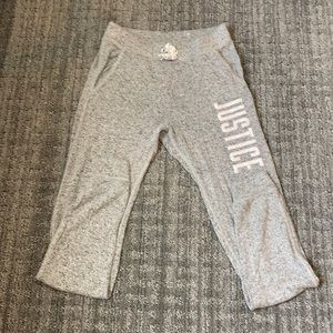 Justice gray joggers with 2 pockets, tie waist Y12